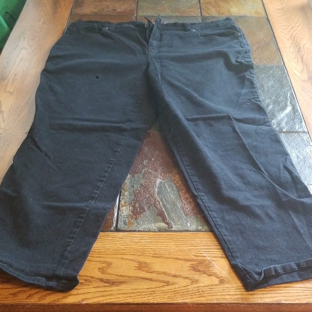 Gloria Vanderbilt Black Denim Panta